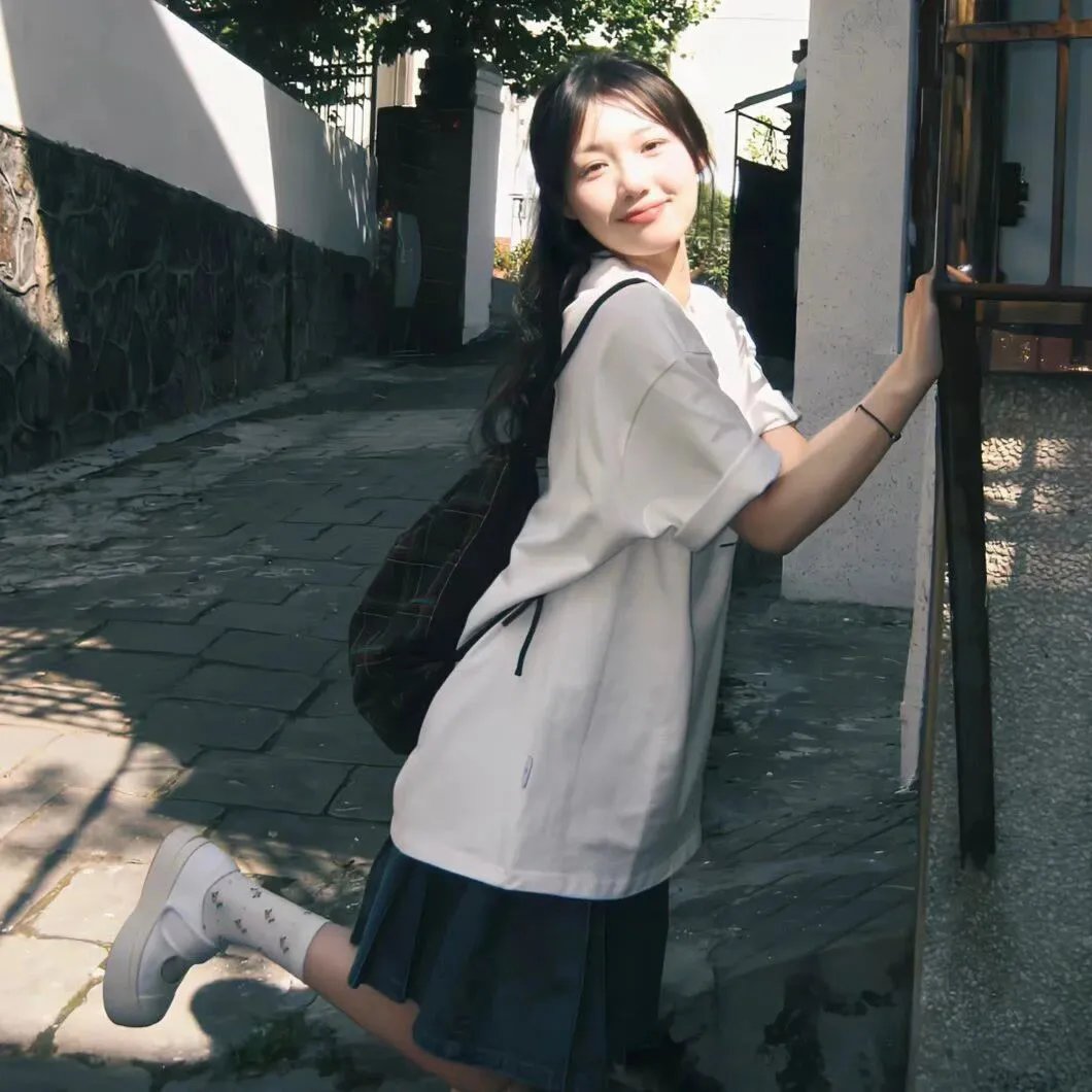 阿鹦爱说笑